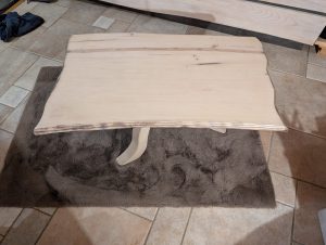 conception d'une table basse sur mesure par menuiserie Calvano